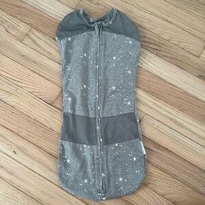 Happiest baby Sleepea 5-Second Baby Swaddle gray M